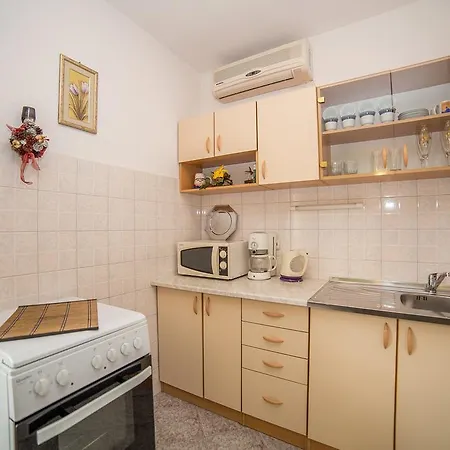 Susnjara 1857 Apartment Trogir